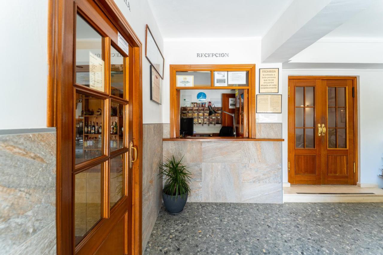 Hostal Miramar Los Canos De Meca Extérieur photo